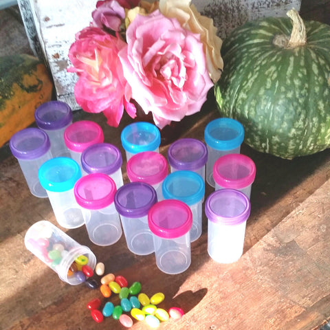 15 Clear Plastic Jars w/ Screw-on Transparent  5 Aqua, 5 Purple & 5 Pink Caps (1 1/2oz) - #3814 - USA